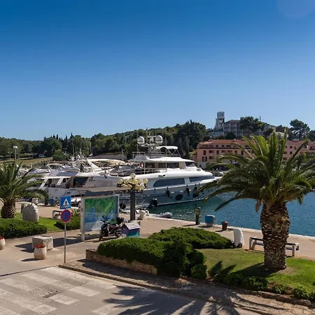 Apartments Prince Apartment *