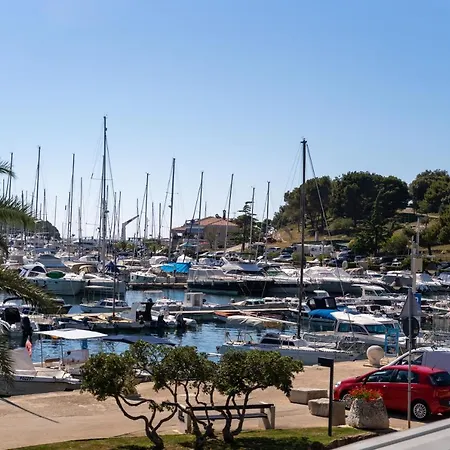 Apartments Prince Apartment